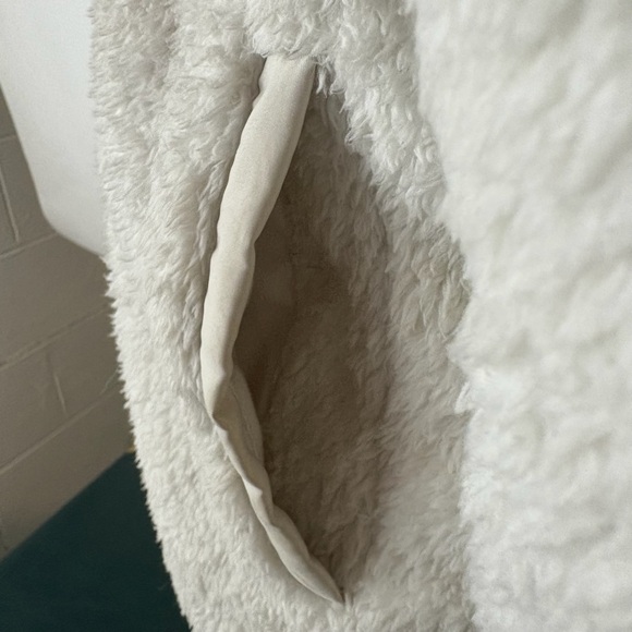 Patagonia Jacket Womens Small White Sherpa Fleece Full Zip Cozy Sty 25211FA16 - Picture 9 of 9